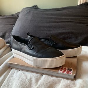 HOLOGEN platform slip ons | size 8.5